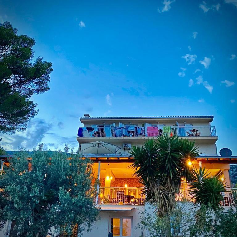 Plava Laguna Zavala Εξωτερικό φωτογραφία